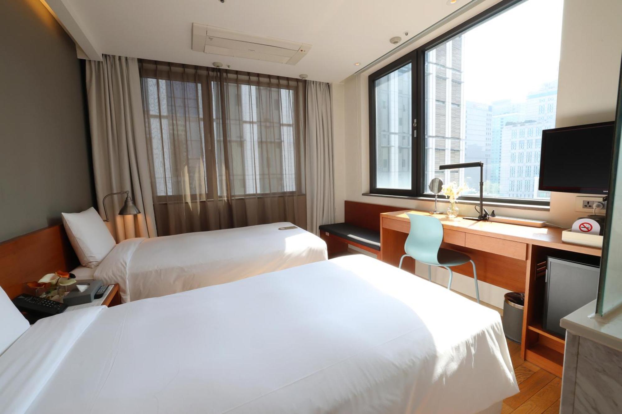 Seoul Hotel Shinshin Myeongdong Zewnętrze zdjęcie